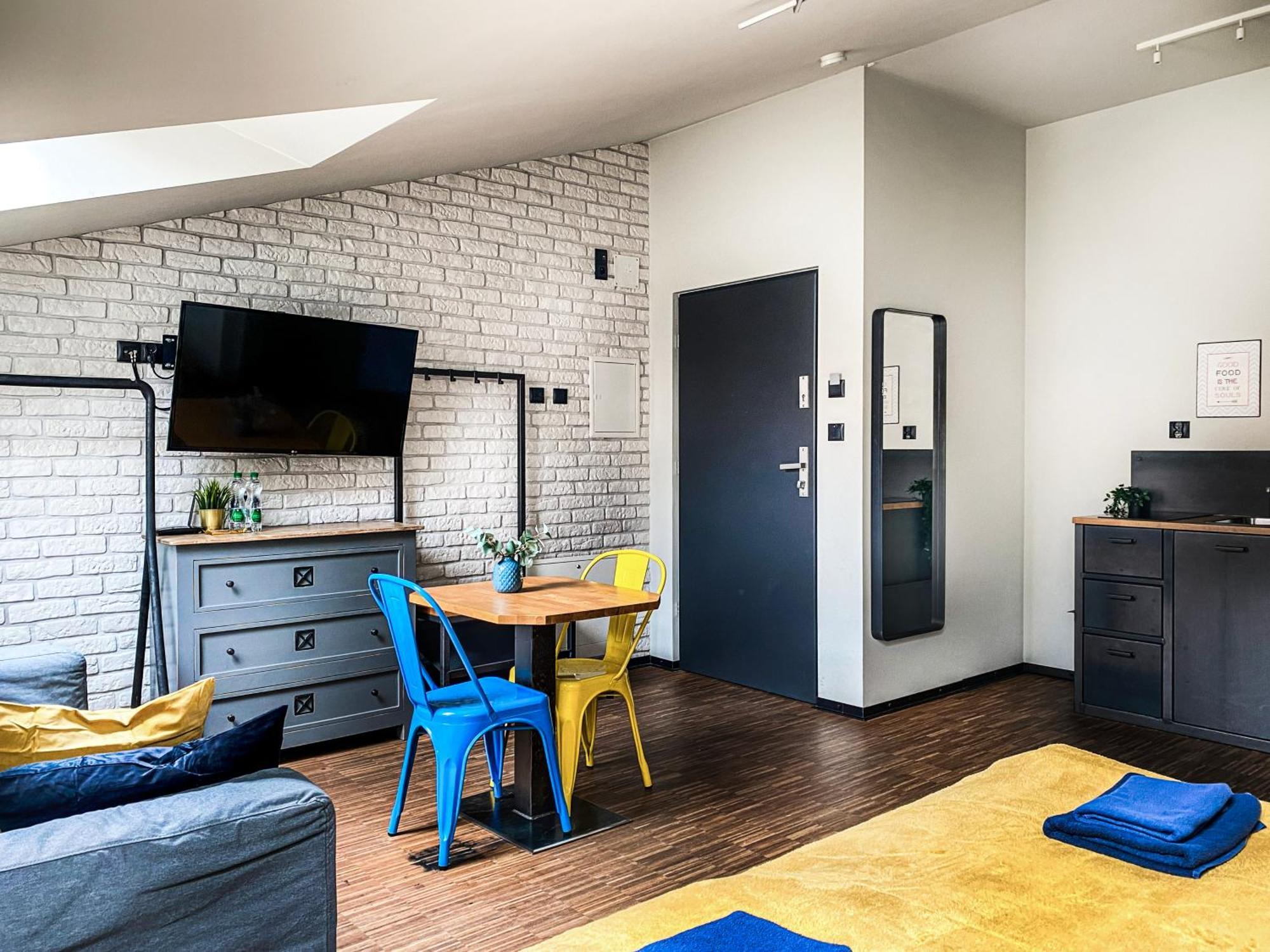 Cozy Apartment With Ac For Couples - Old Town Красков Екстериор снимка