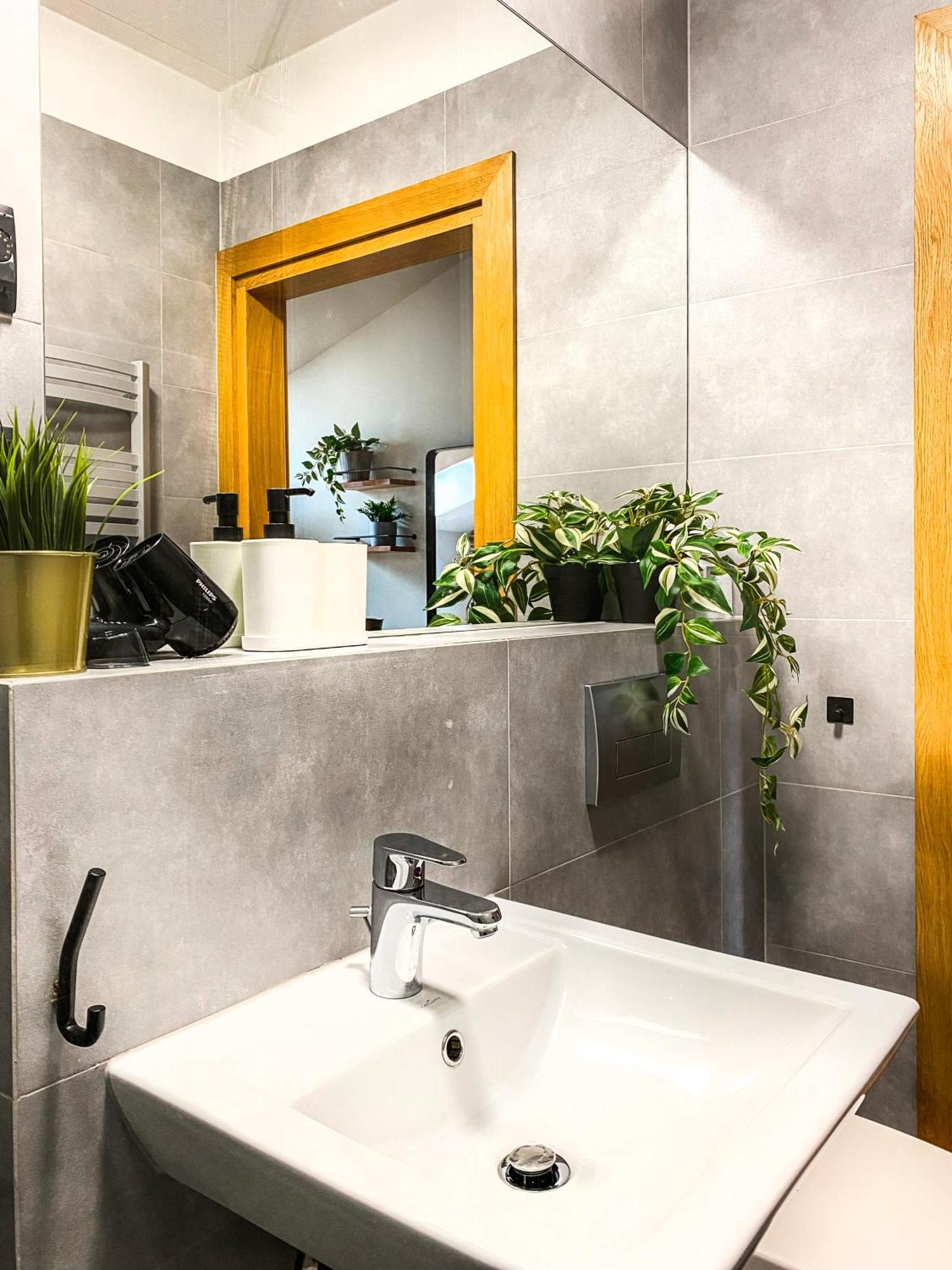 Cozy Apartment With Ac For Couples - Old Town Красков Екстериор снимка