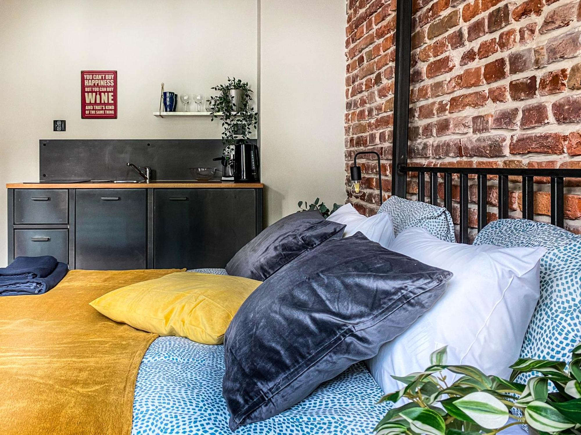 Cozy Apartment With Ac For Couples - Old Town Красков Екстериор снимка